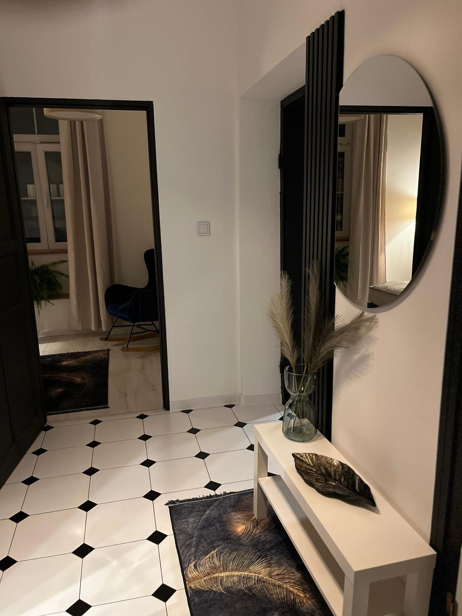 Apartamenty Luczkowskiego Z Widokiem Na Studnie 3 Chełm Exteriér fotografie