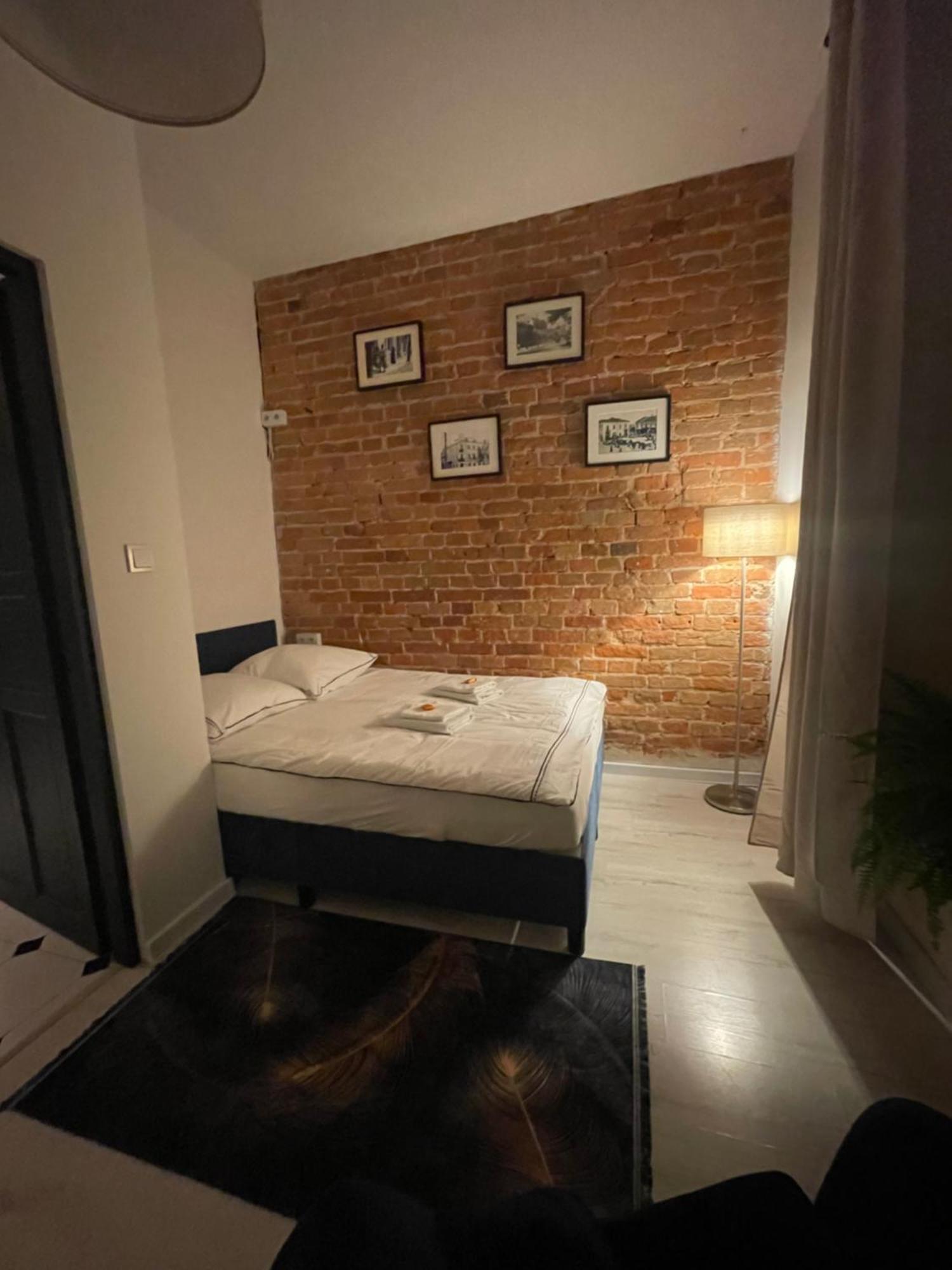 Apartamenty Luczkowskiego Z Widokiem Na Studnie 3 Chełm Exteriér fotografie